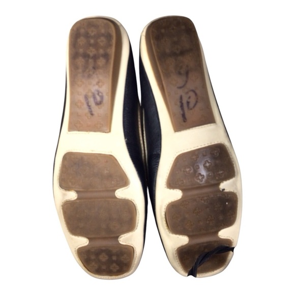 Etienne Aigner Black and Cream Loafers - Picture 6 of 6